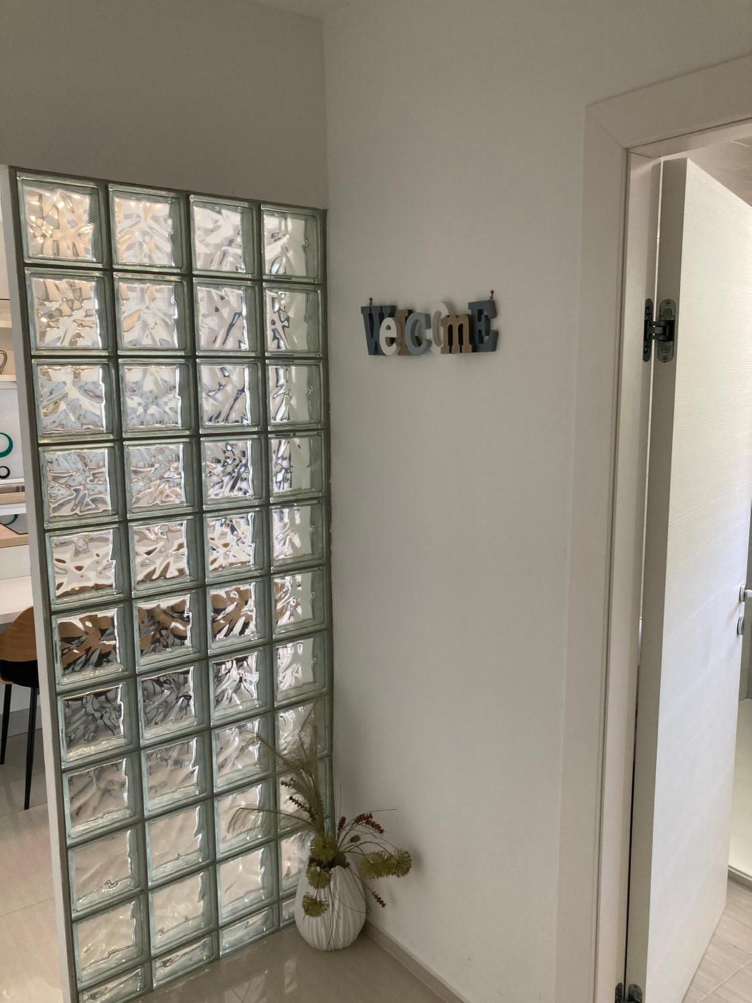 Apartman Sonas With Free Private Parking Карловаць Екстер'єр фото